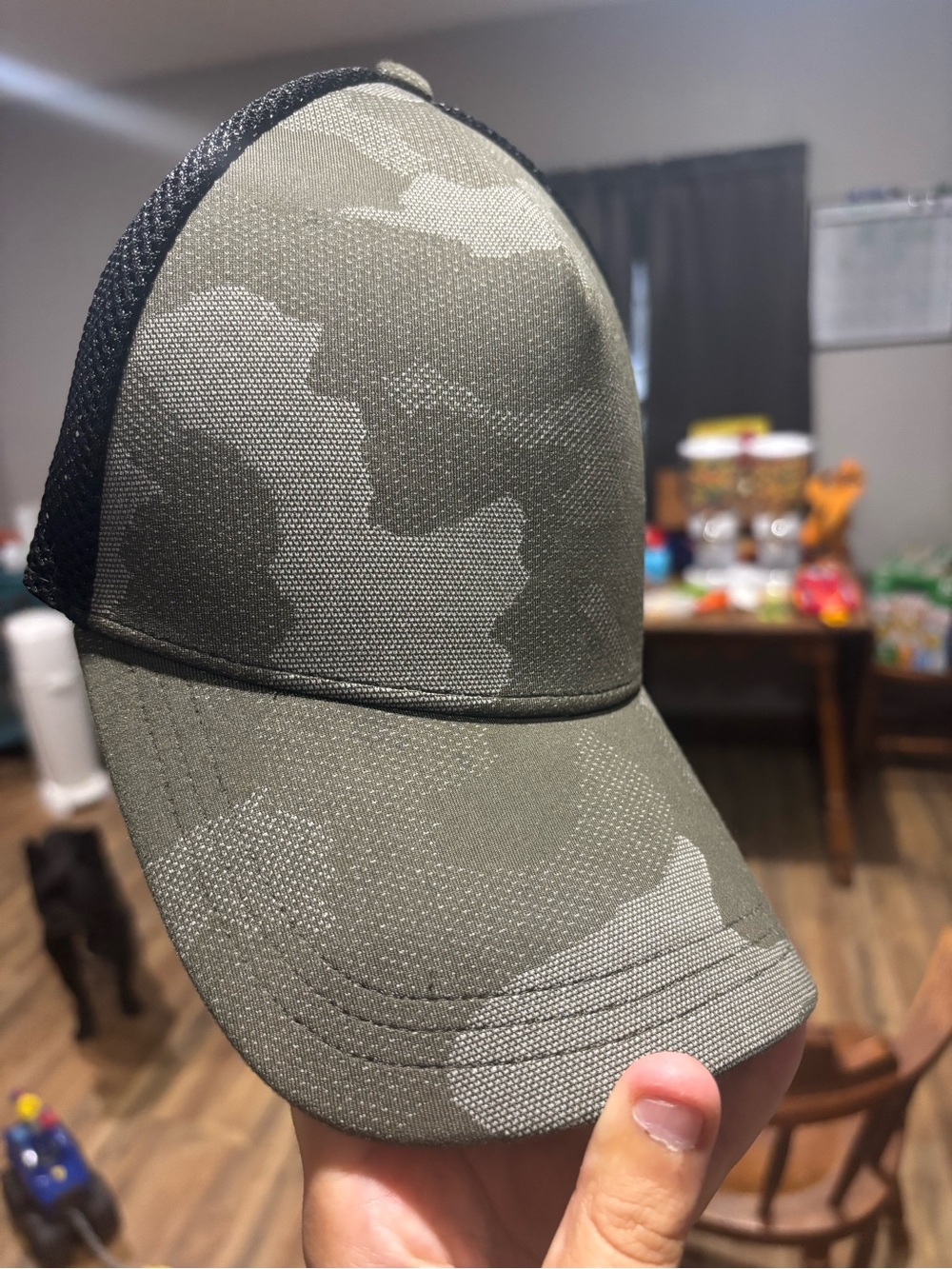 Lululemon Men’s commission trucker hat SnapBack in Grey Camo